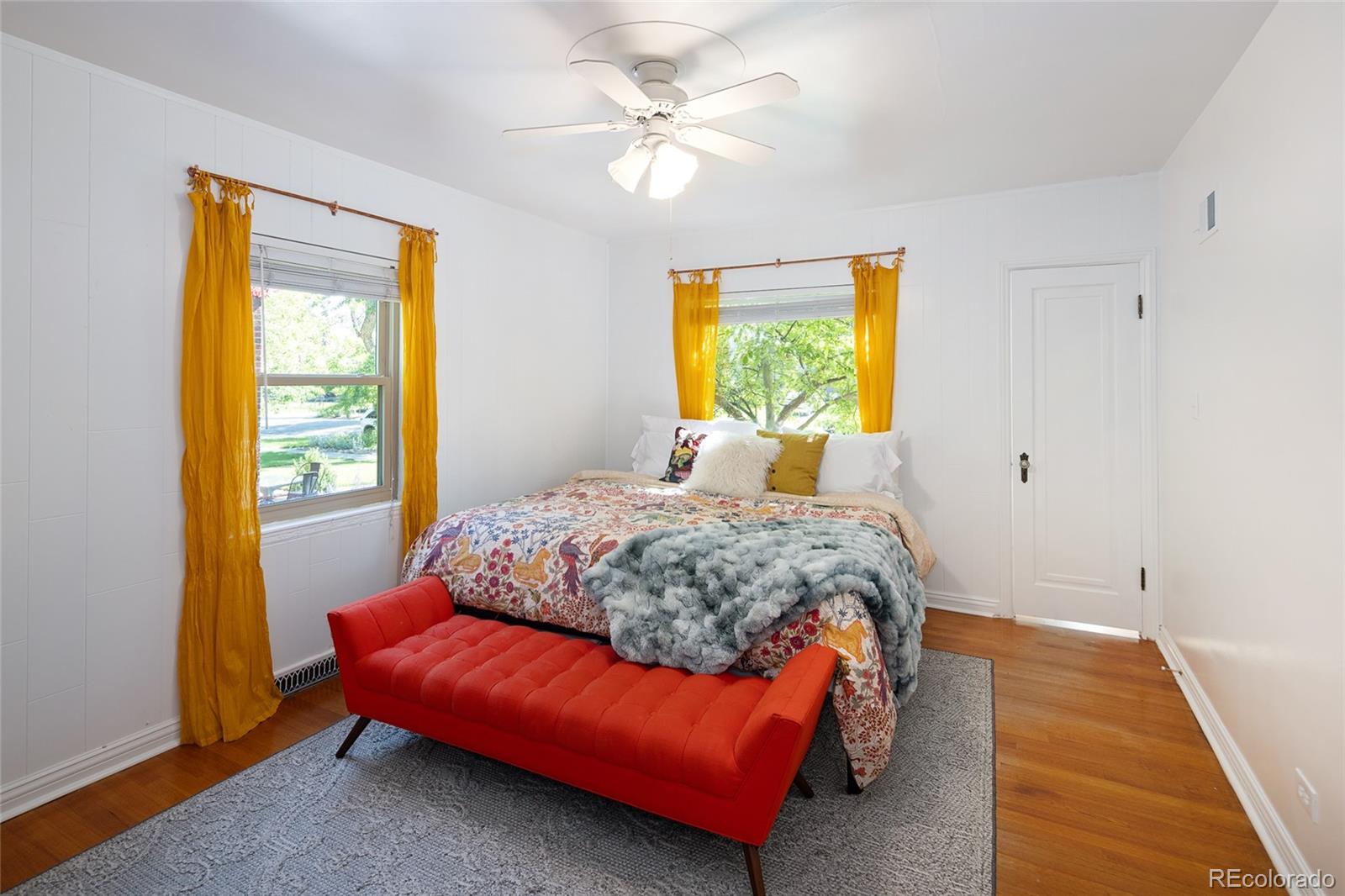 MLS Image #23 for 1661  oneida street,denver, Colorado