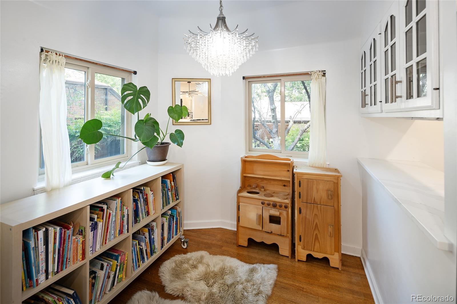 MLS Image #25 for 1661  oneida street,denver, Colorado