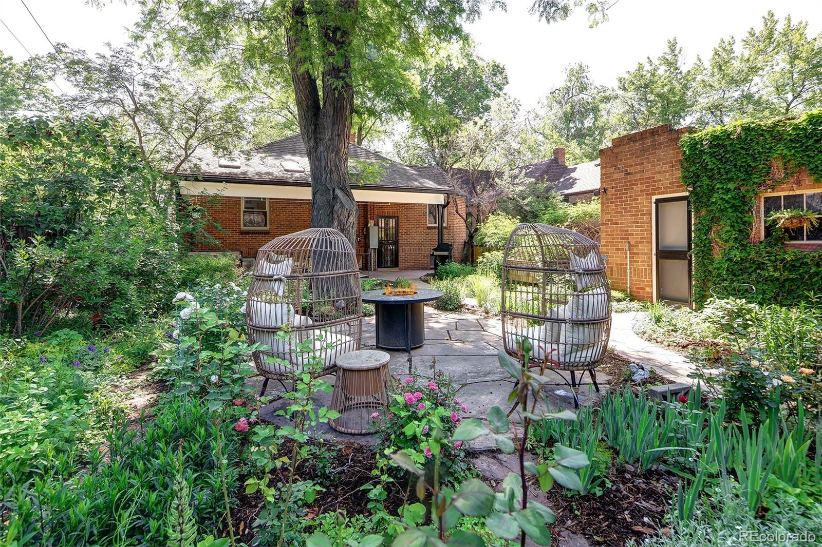 MLS Image #37 for 1661  oneida street,denver, Colorado