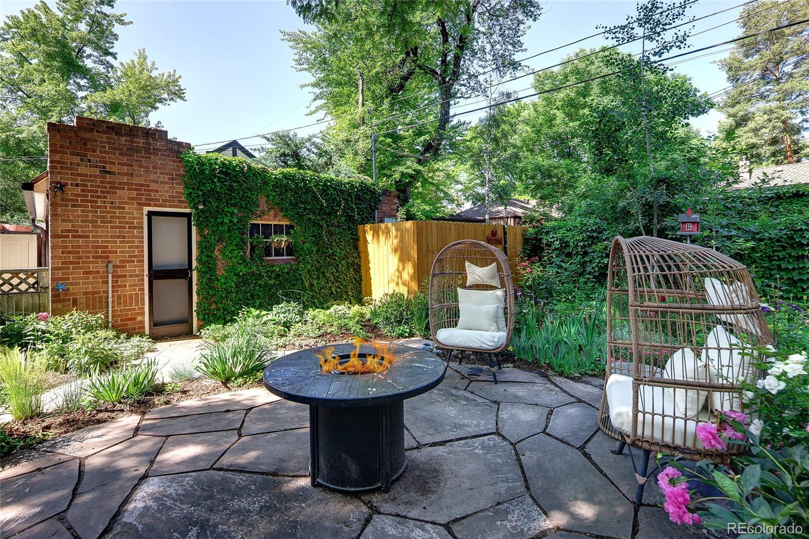 MLS Image #38 for 1661  oneida street,denver, Colorado