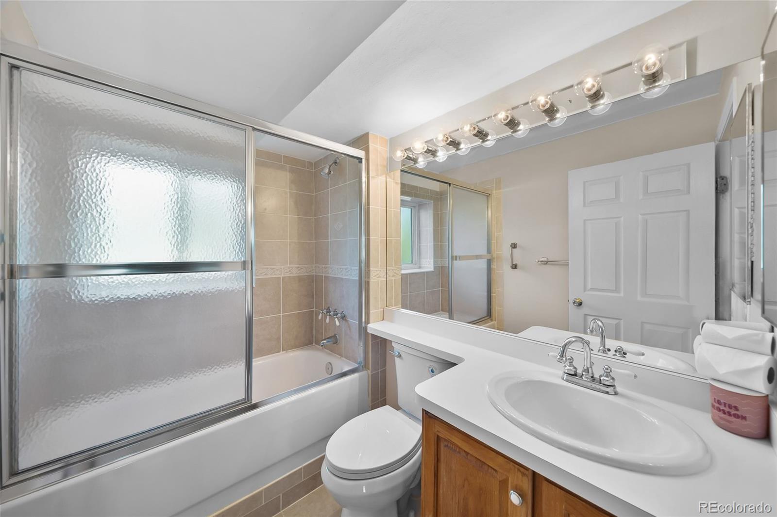 MLS Image #13 for 16563 e kansas place,aurora, Colorado