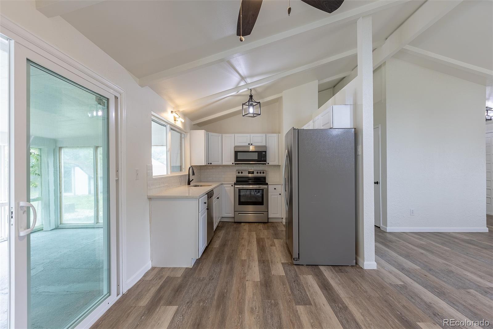MLS Image #14 for 7042 w 76th avenue,arvada, Colorado