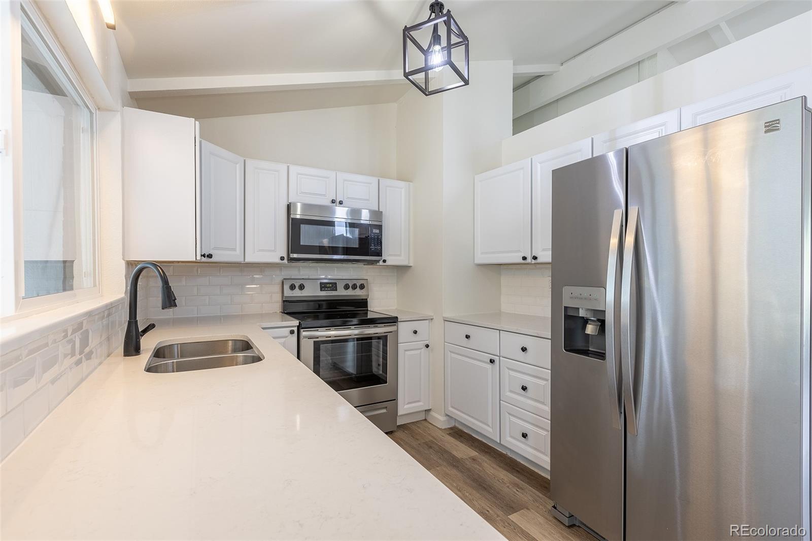 MLS Image #17 for 7042 w 76th avenue,arvada, Colorado