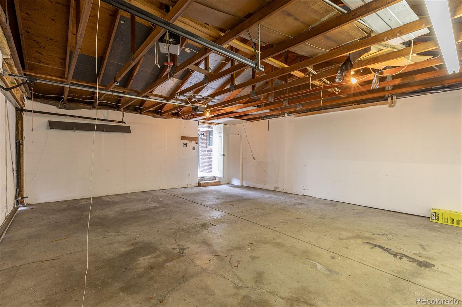 MLS Image #8 for 7042 w 76th avenue,arvada, Colorado