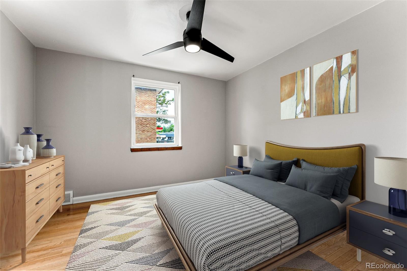 MLS Image #11 for 1535  hudson street,denver, Colorado