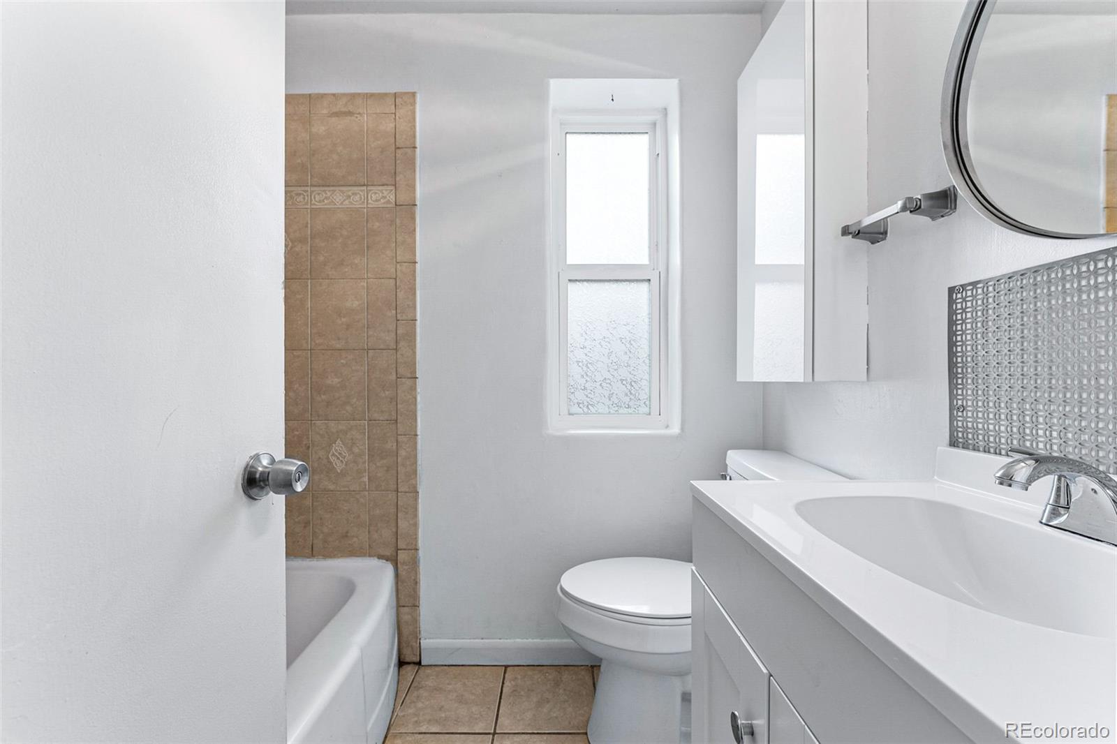 MLS Image #14 for 1535  hudson street,denver, Colorado