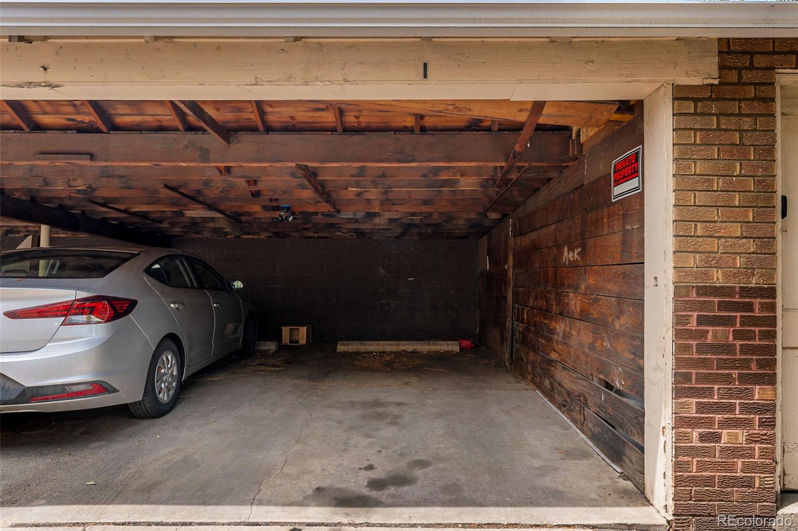 MLS Image #17 for 1535  hudson street,denver, Colorado