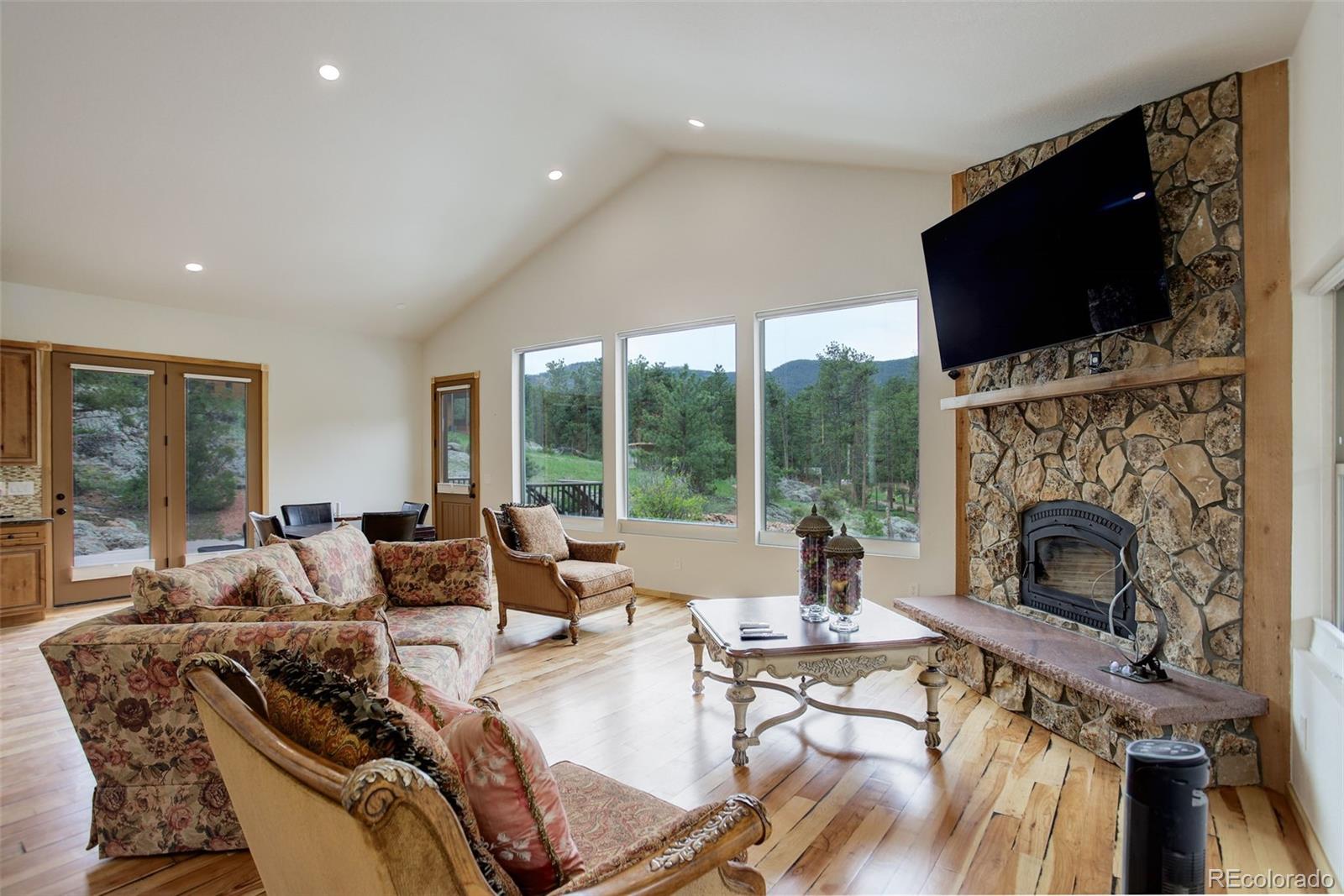 MLS Image #2 for 178  cree court,lyons, Colorado