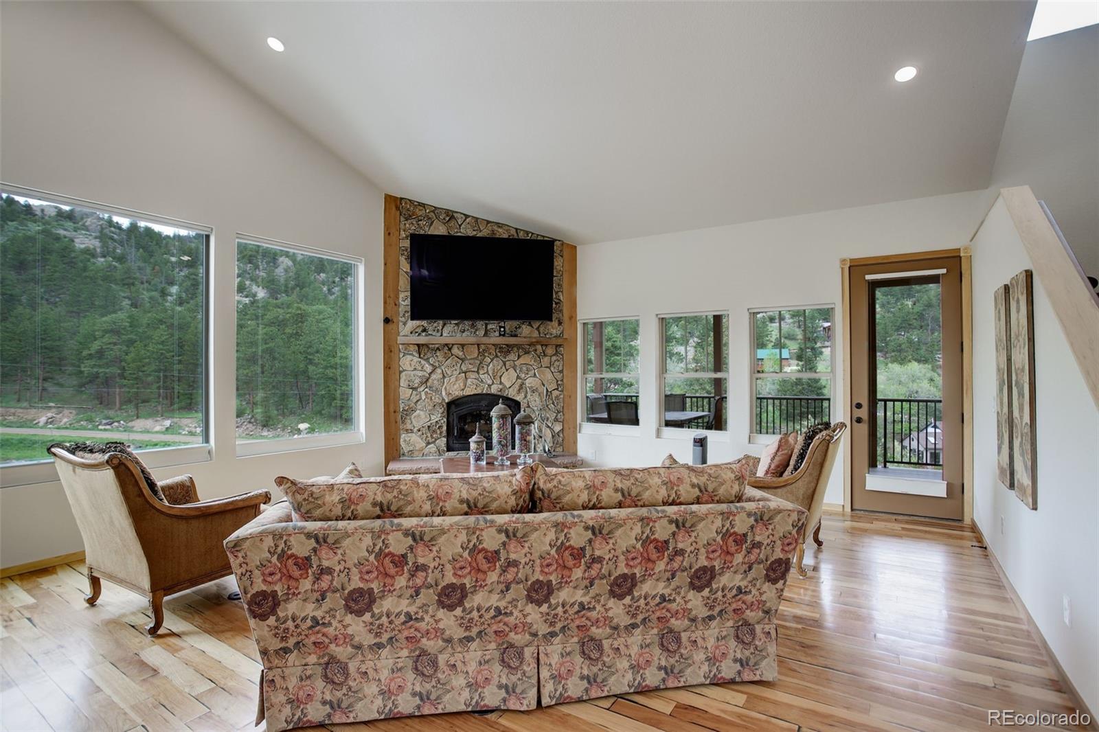 MLS Image #3 for 178  cree court,lyons, Colorado