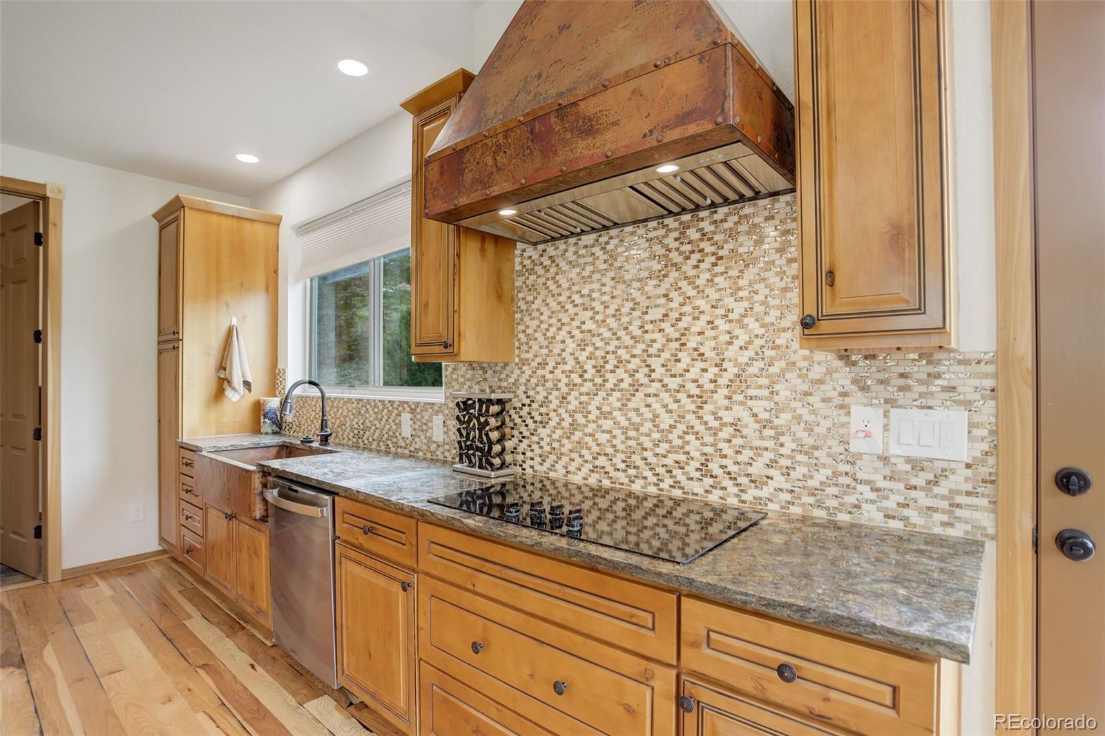 MLS Image #6 for 178  cree court,lyons, Colorado
