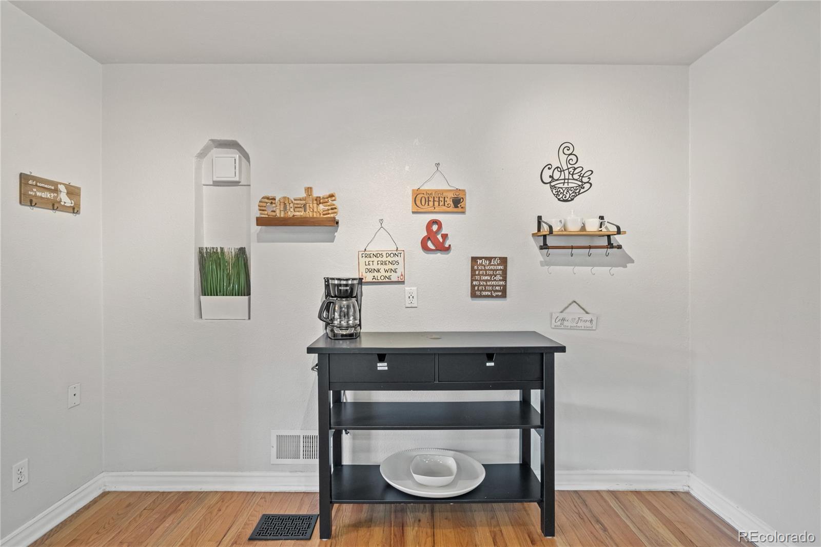MLS Image #10 for 3241  sheridan boulevard,wheat ridge, Colorado