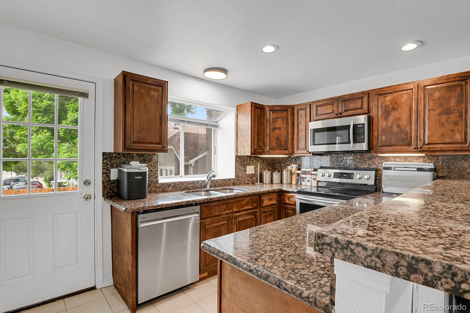 MLS Image #8 for 14396 e temple place,aurora, Colorado
