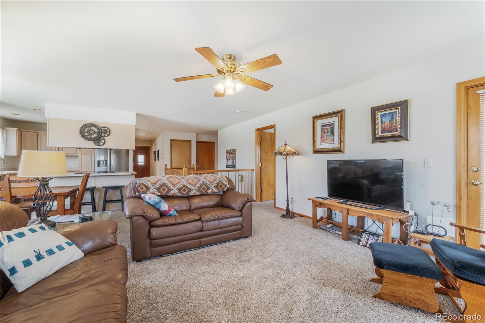 MLS Image #11 for 214  luxury lane,colorado springs, Colorado