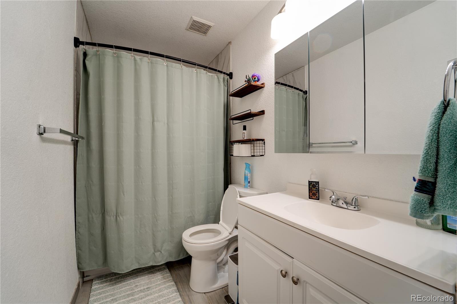 MLS Image #15 for 701  tucson ,aurora, Colorado