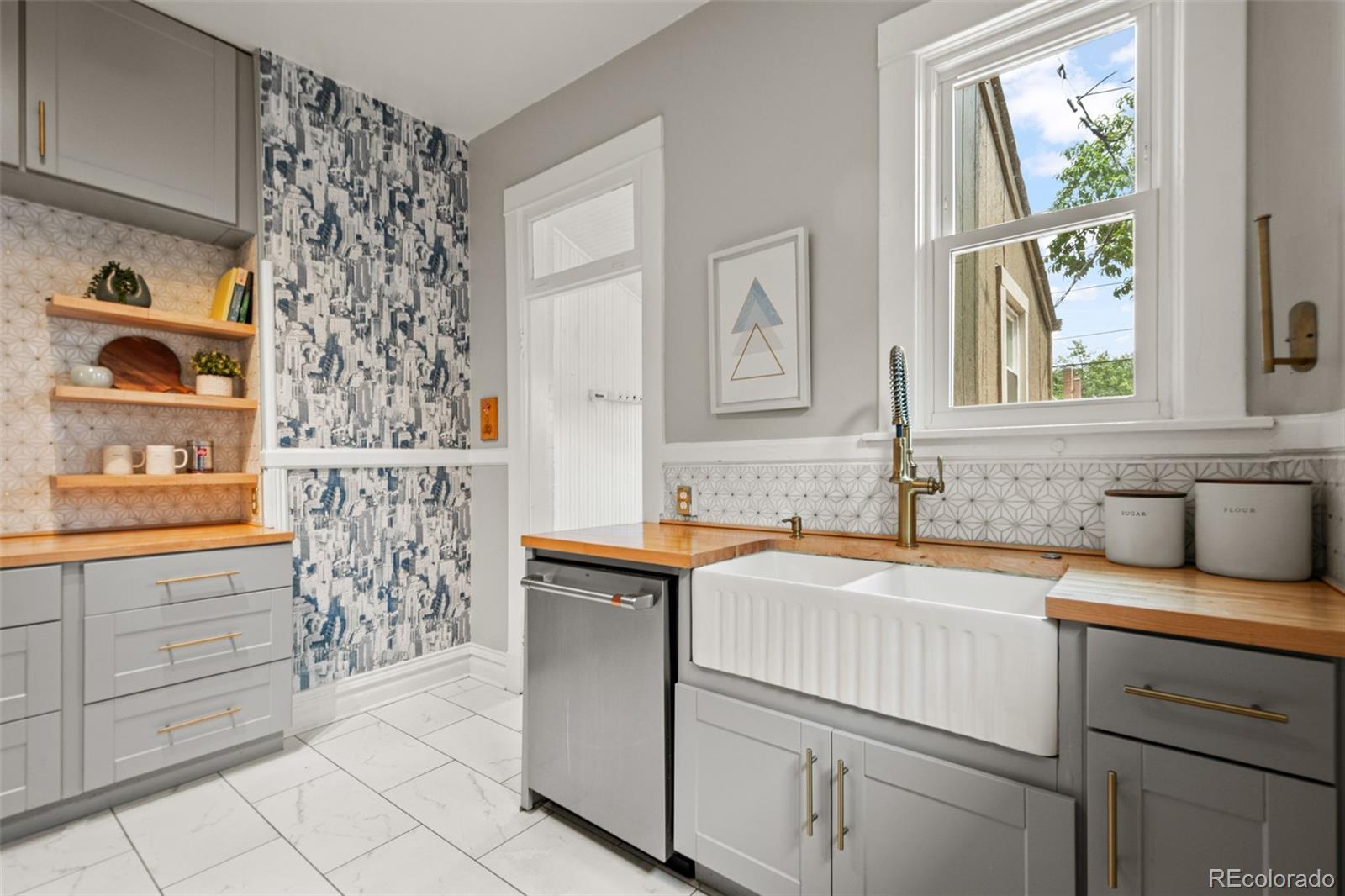 MLS Image #13 for 3320 n columbine street,denver, Colorado