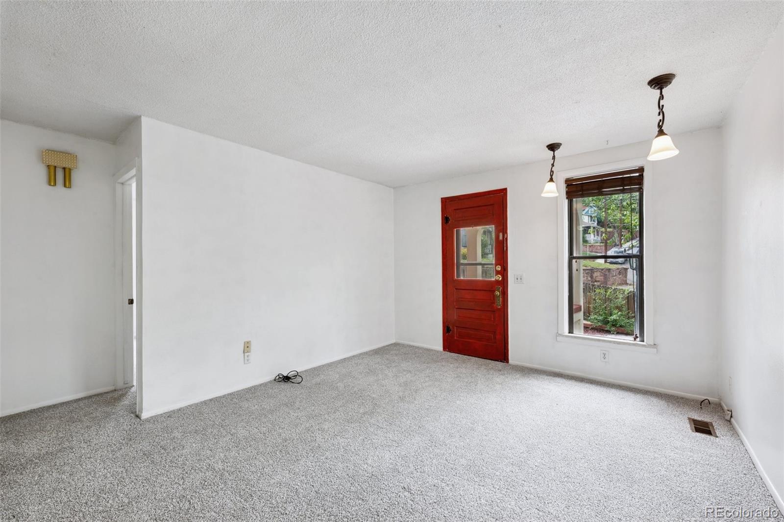 MLS Image #5 for 860  prospect place,manitou springs, Colorado