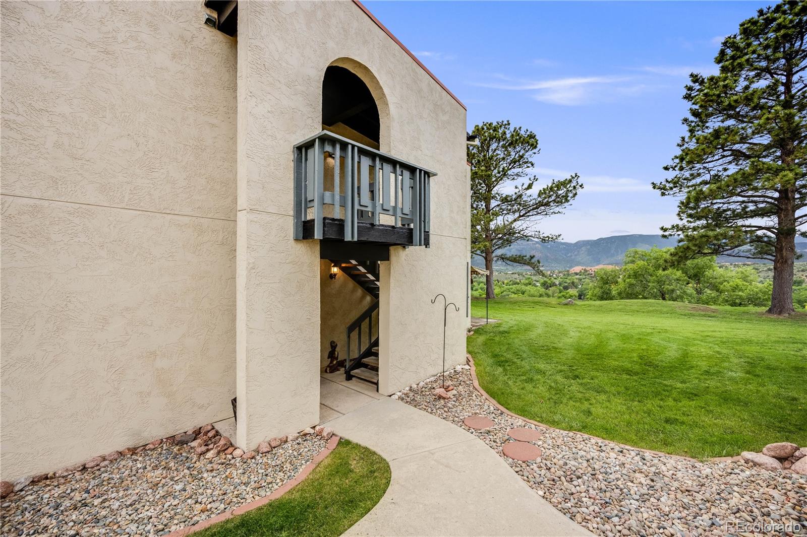 MLS Image #2 for 1062  fontmore road,colorado springs, Colorado
