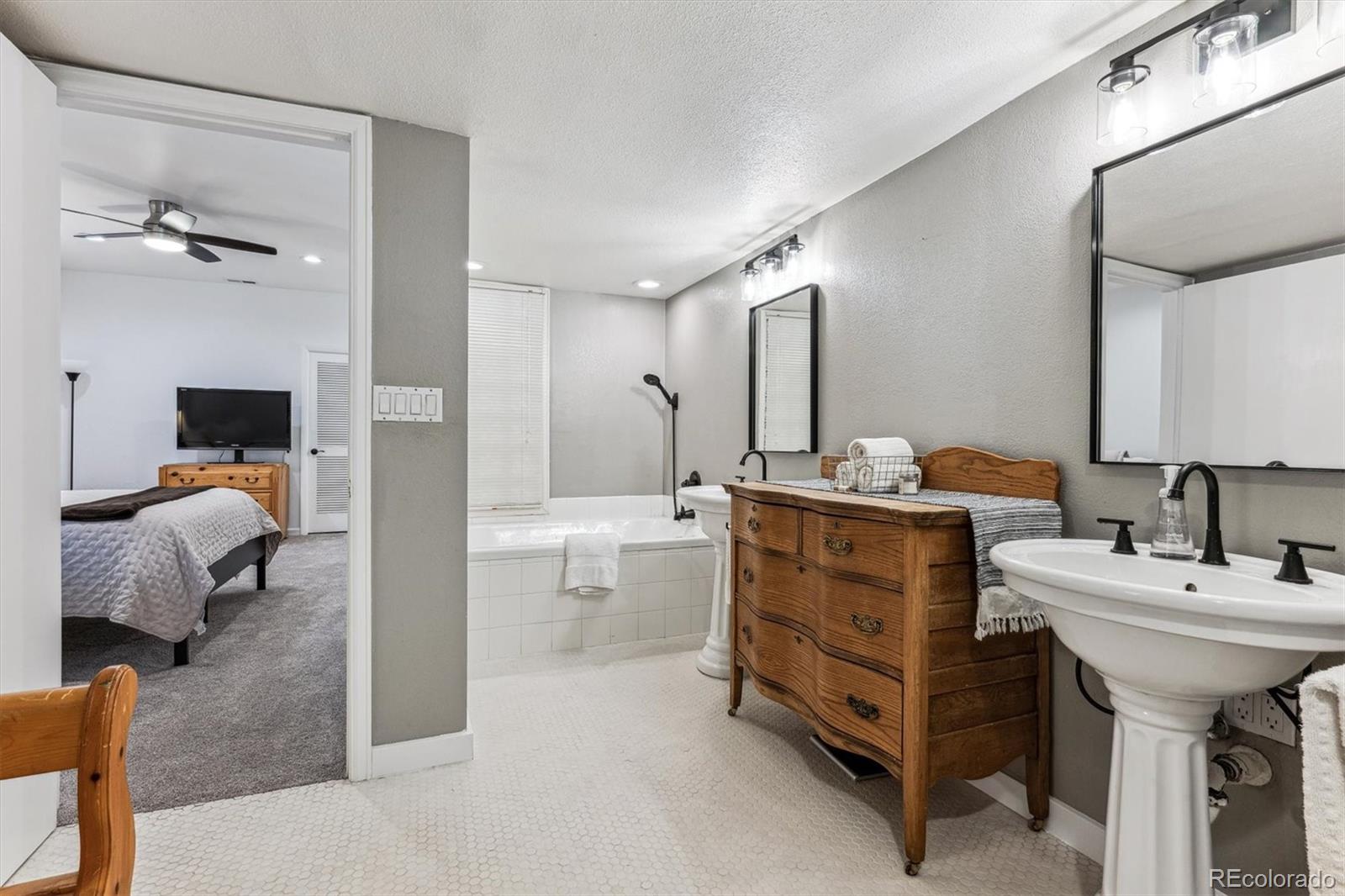 MLS Image #13 for 7250  eastmoor drive,denver, Colorado