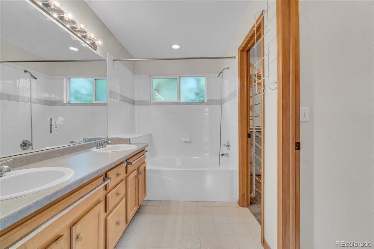 MLS Image #12 for 5960 s estes street,littleton, Colorado
