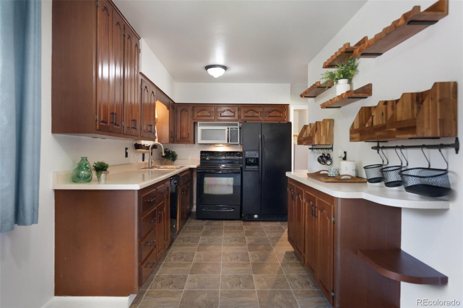 MLS Image #14 for 169  harvard street,colorado springs, Colorado