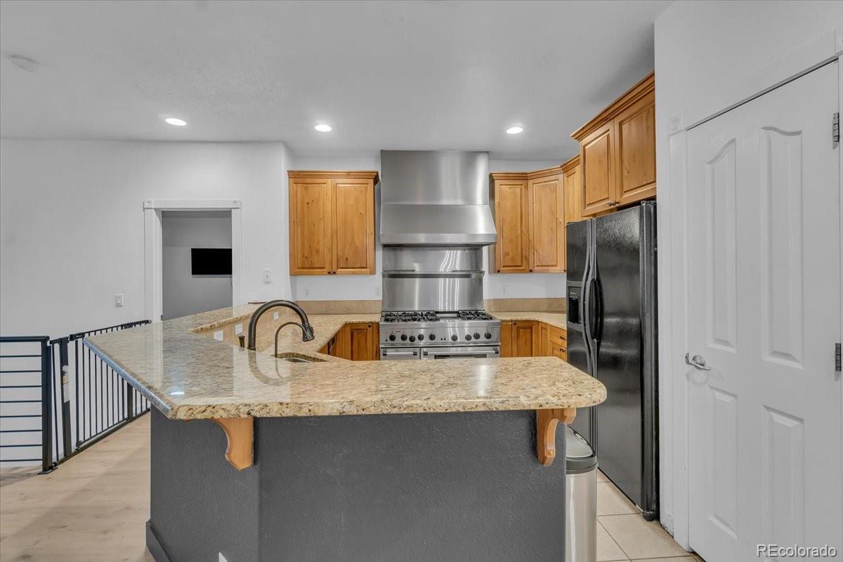 MLS Image #12 for 9816  kalispell street,commerce city, Colorado