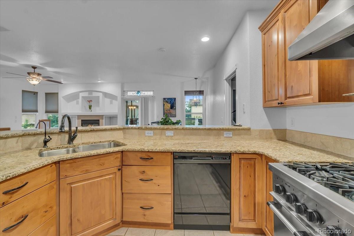 MLS Image #13 for 9816  kalispell street,commerce city, Colorado