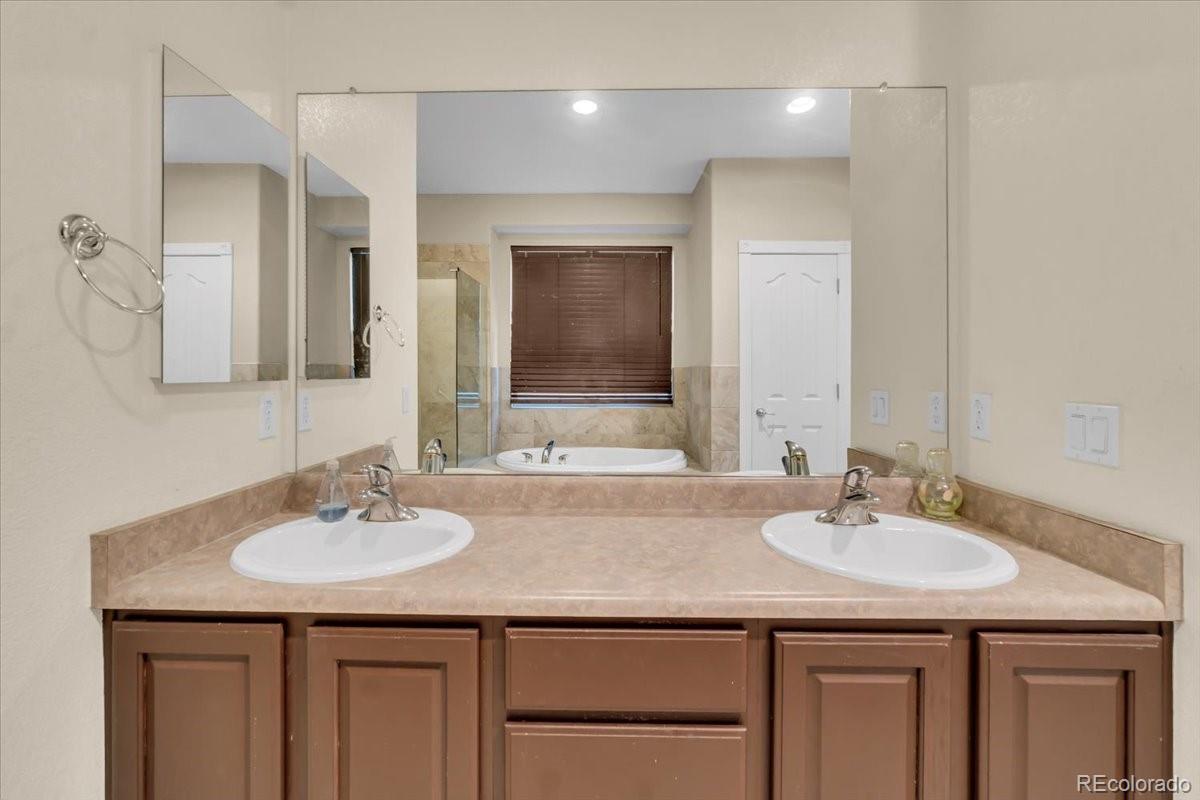 MLS Image #18 for 9816  kalispell street,commerce city, Colorado