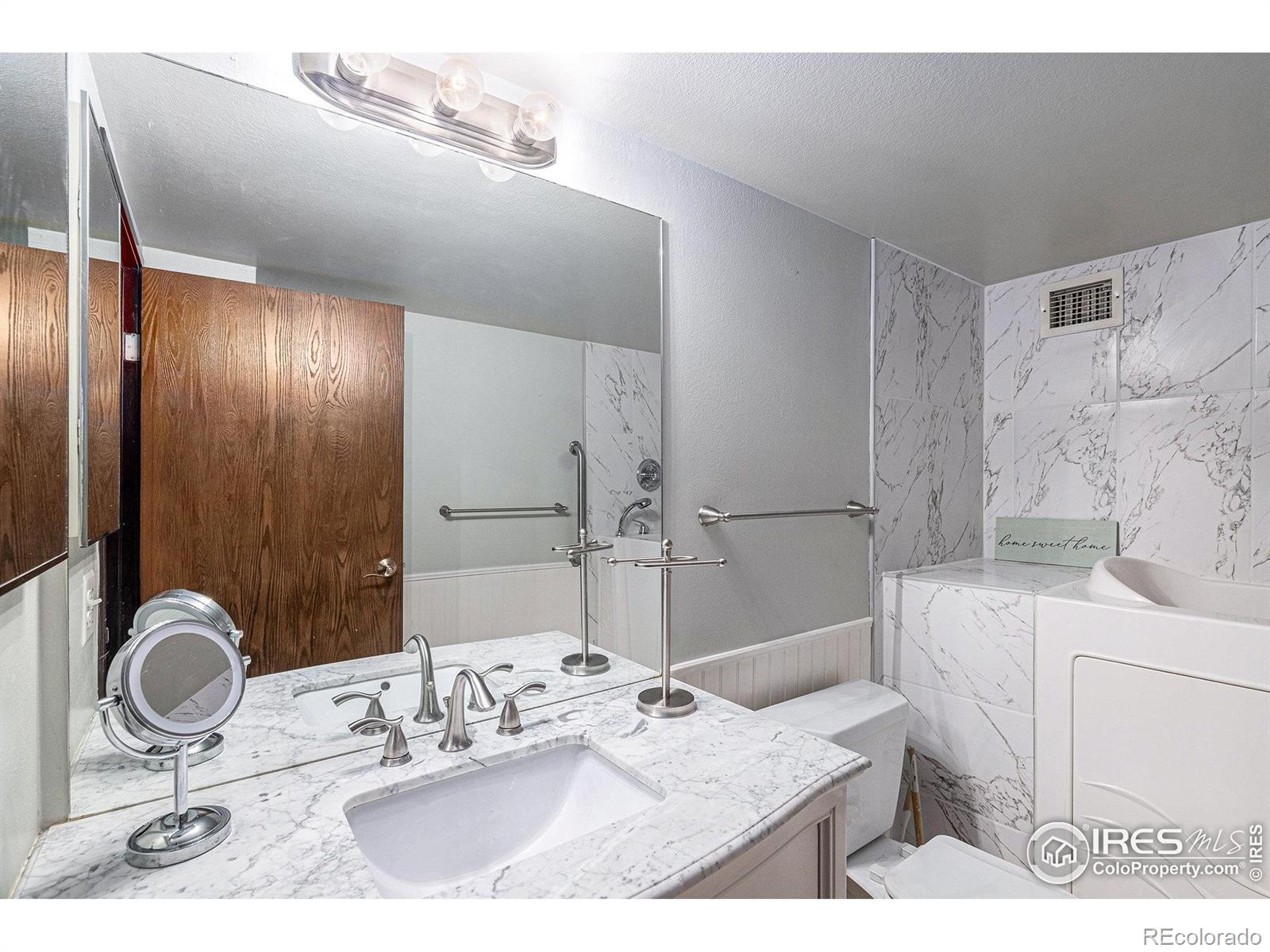 MLS Image #9 for 14000 e linvale place,aurora, Colorado