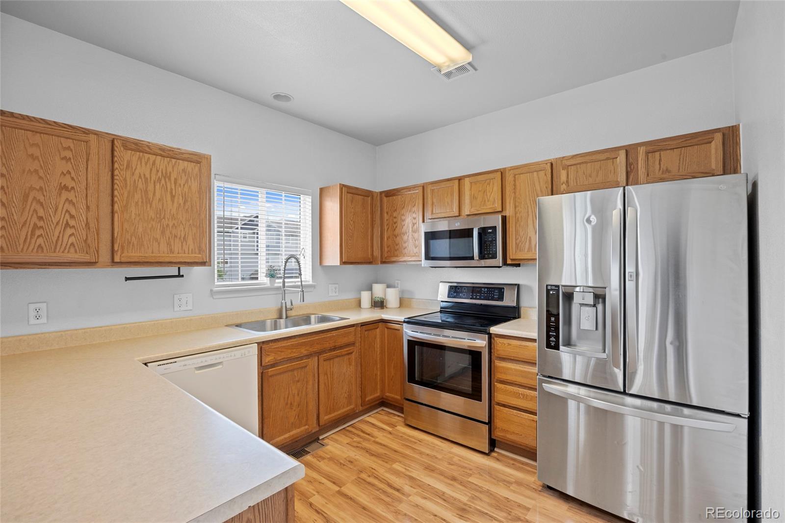 MLS Image #10 for 19216 e idaho place,aurora, Colorado