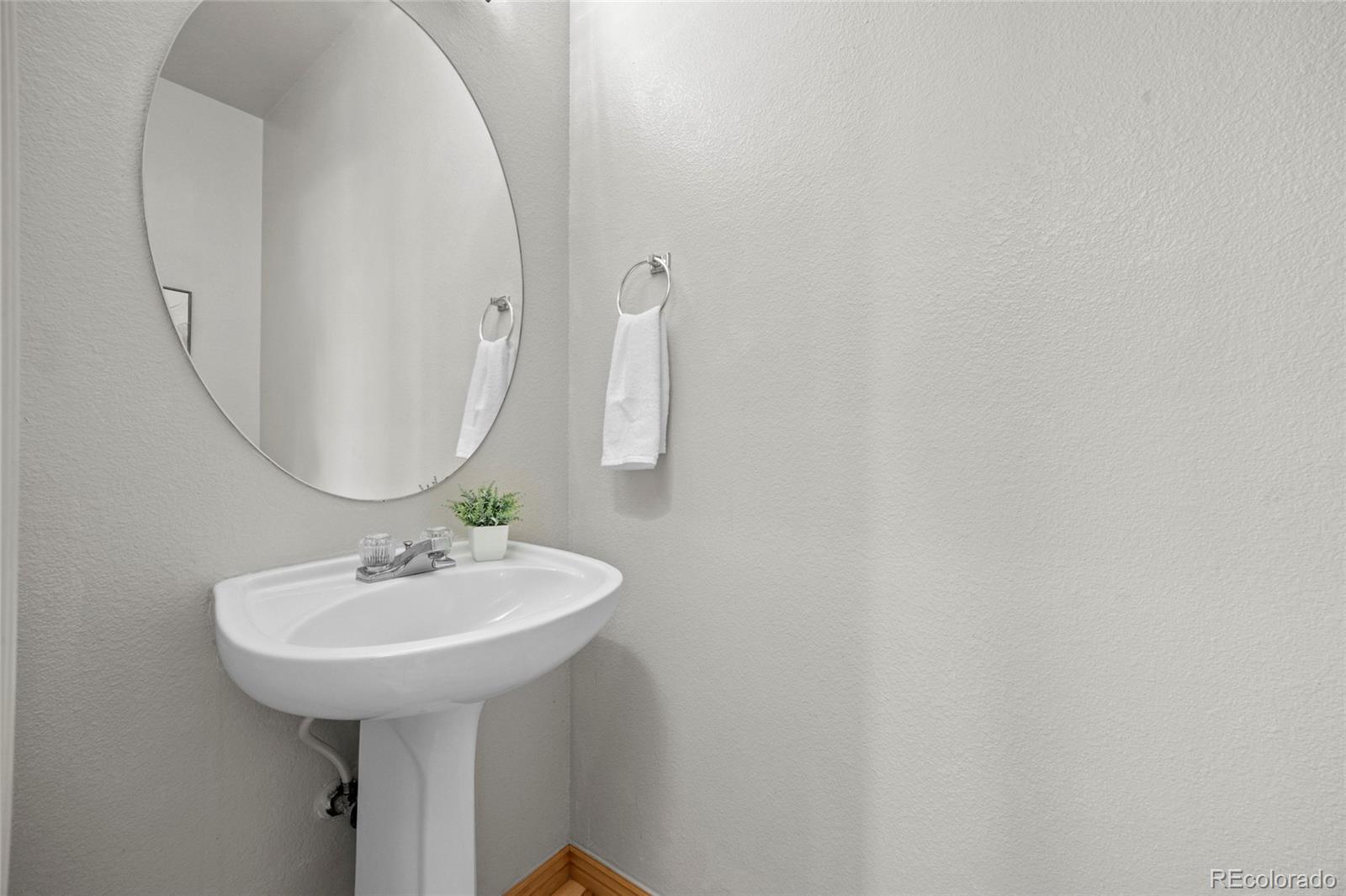 MLS Image #14 for 19216 e idaho place,aurora, Colorado
