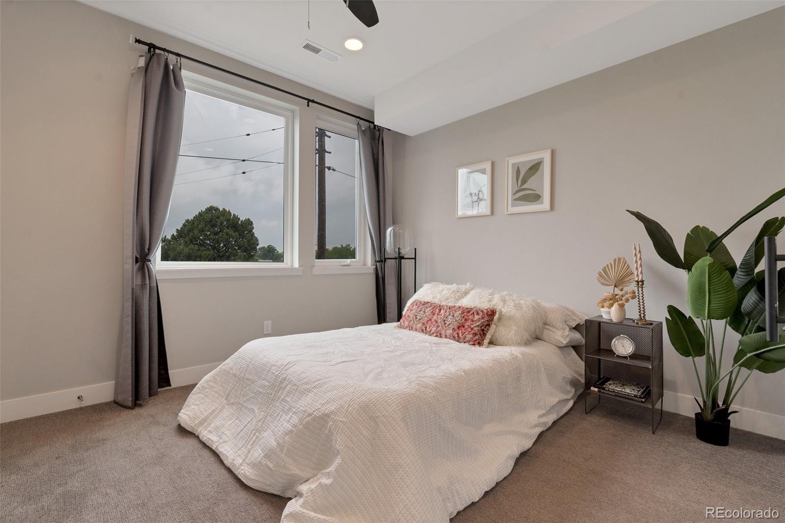 MLS Image #11 for 1534  irving street,denver, Colorado