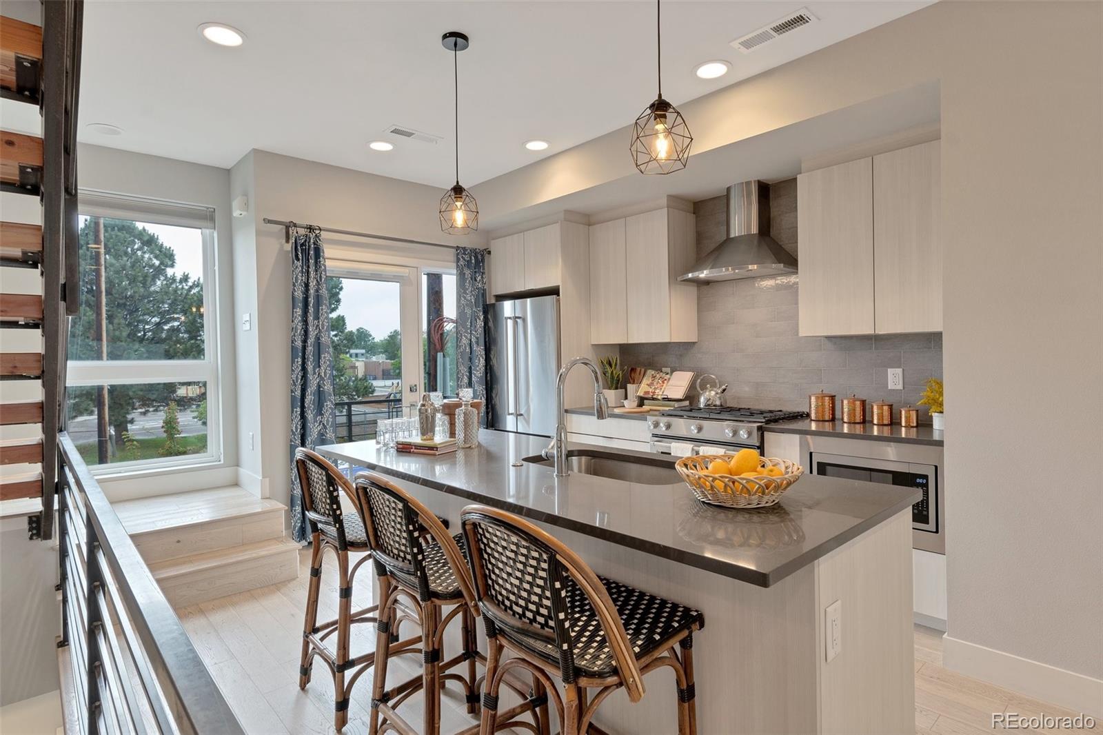 MLS Image #5 for 1534  irving street,denver, Colorado