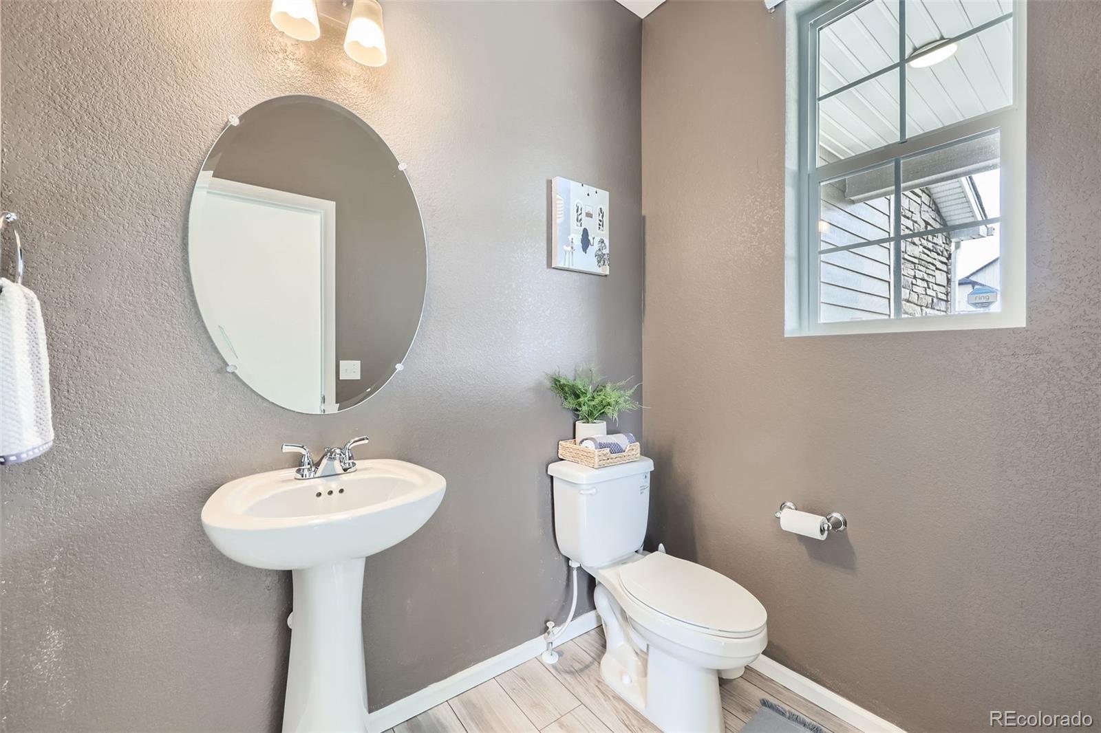 MLS Image #5 for 4433 n picadilly court,aurora, Colorado