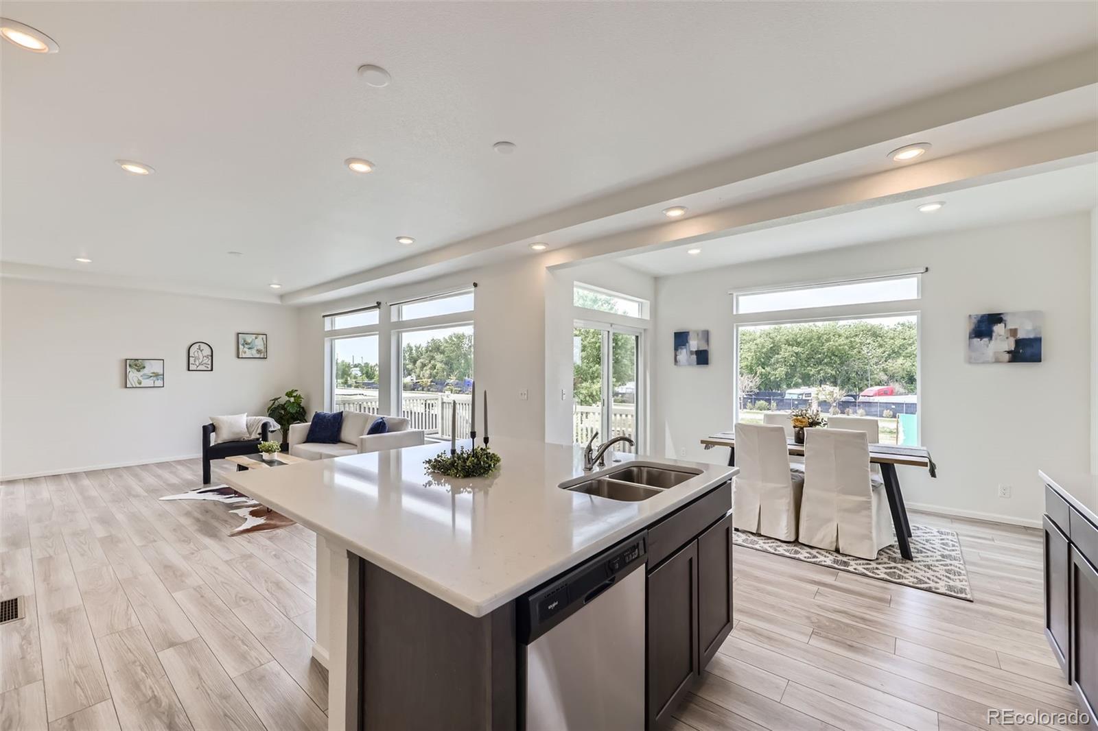 MLS Image #7 for 4433 n picadilly court,aurora, Colorado