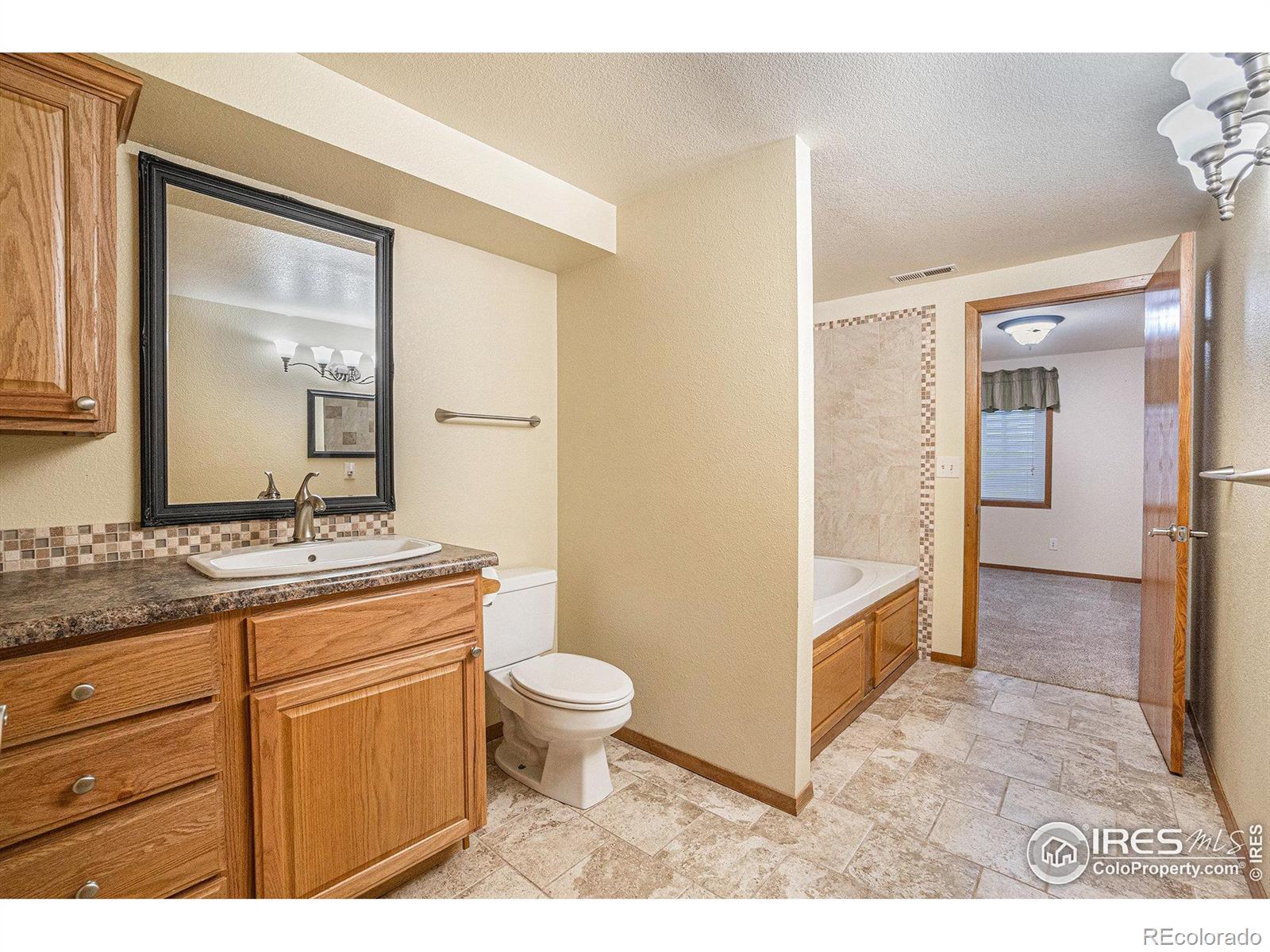 MLS Image #27 for 4498  shubert drive,loveland, Colorado
