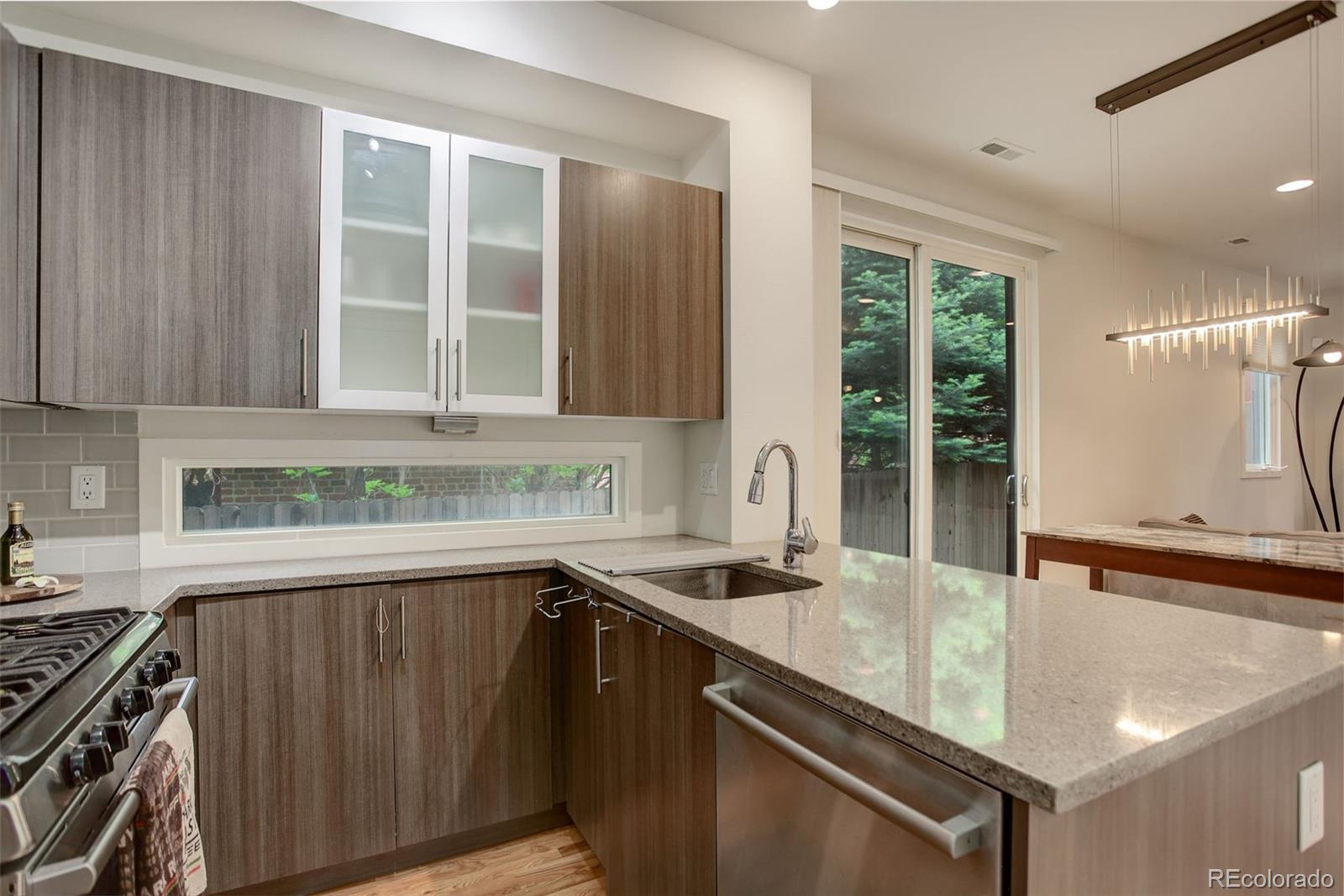 MLS Image #10 for 2138 n glenarm place,denver, Colorado