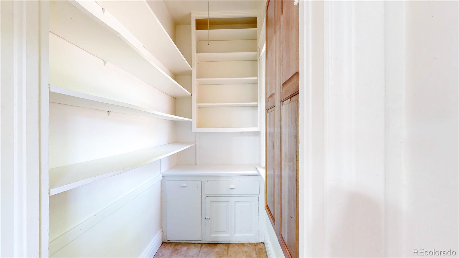 MLS Image #11 for 588 s grant street,denver, Colorado