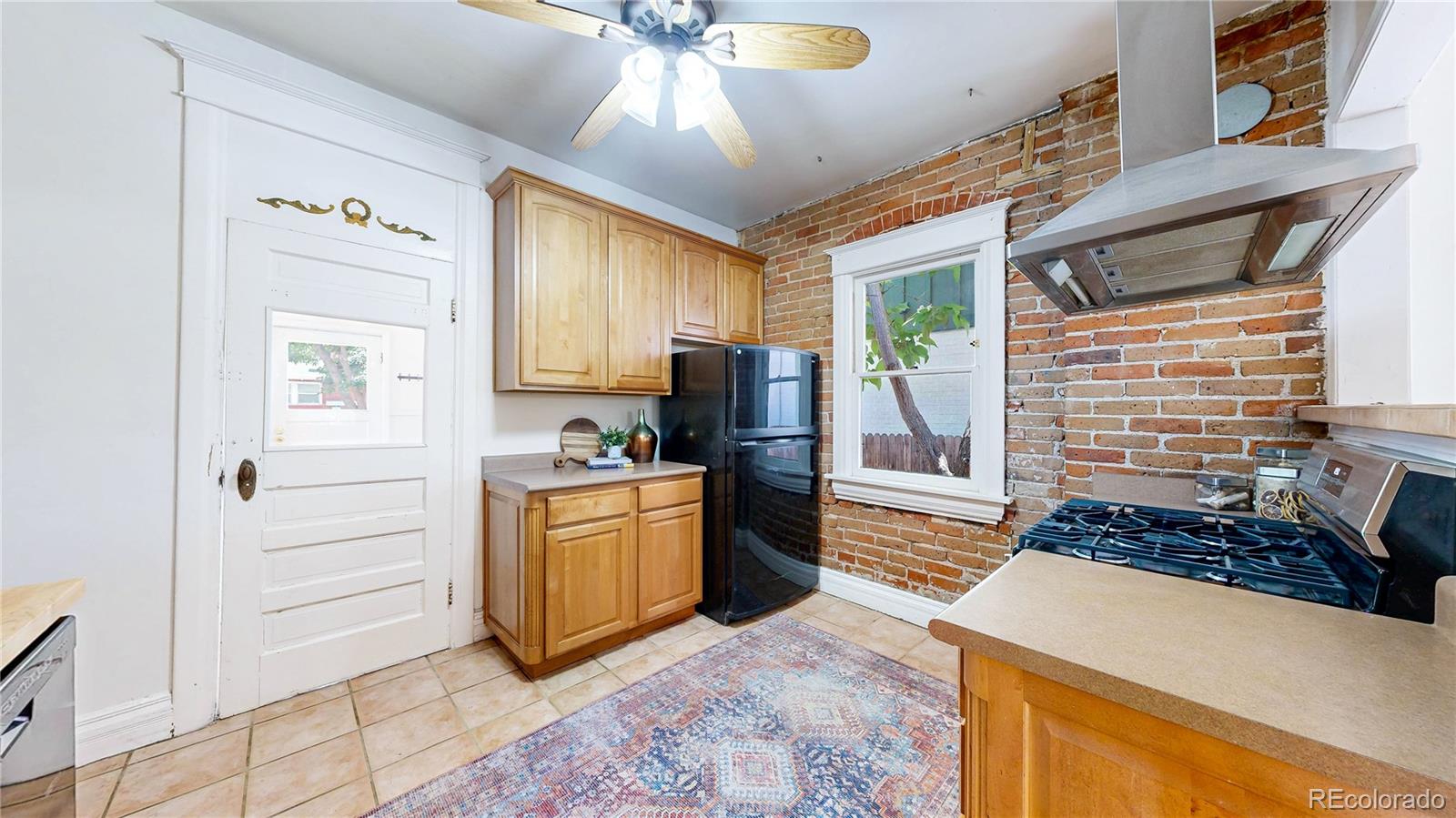 MLS Image #9 for 588 s grant street,denver, Colorado