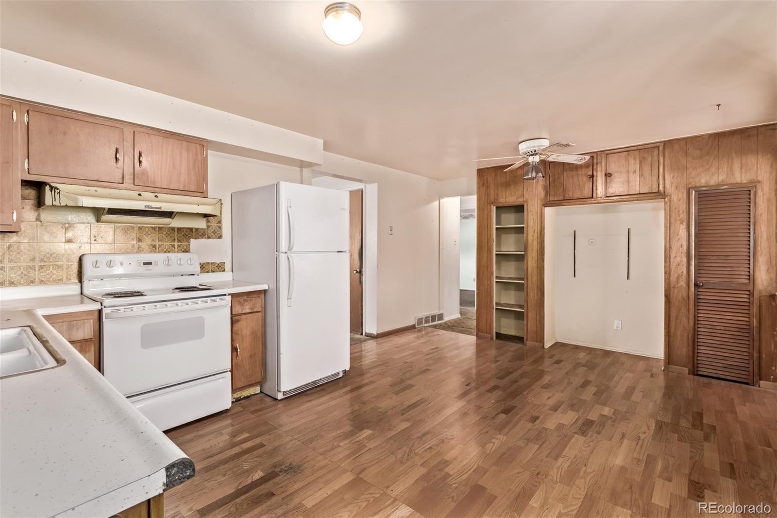 MLS Image #9 for 3182 w radcliff drive,englewood, Colorado