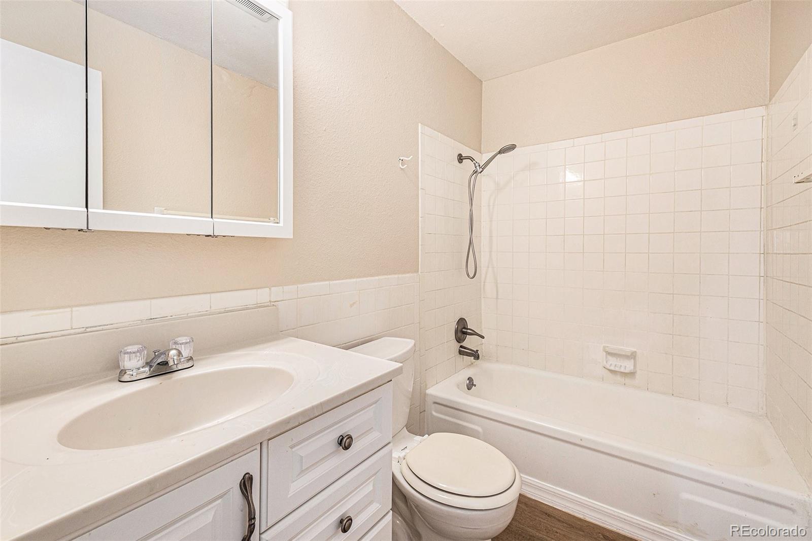 MLS Image #10 for 12142  huron street,denver, Colorado