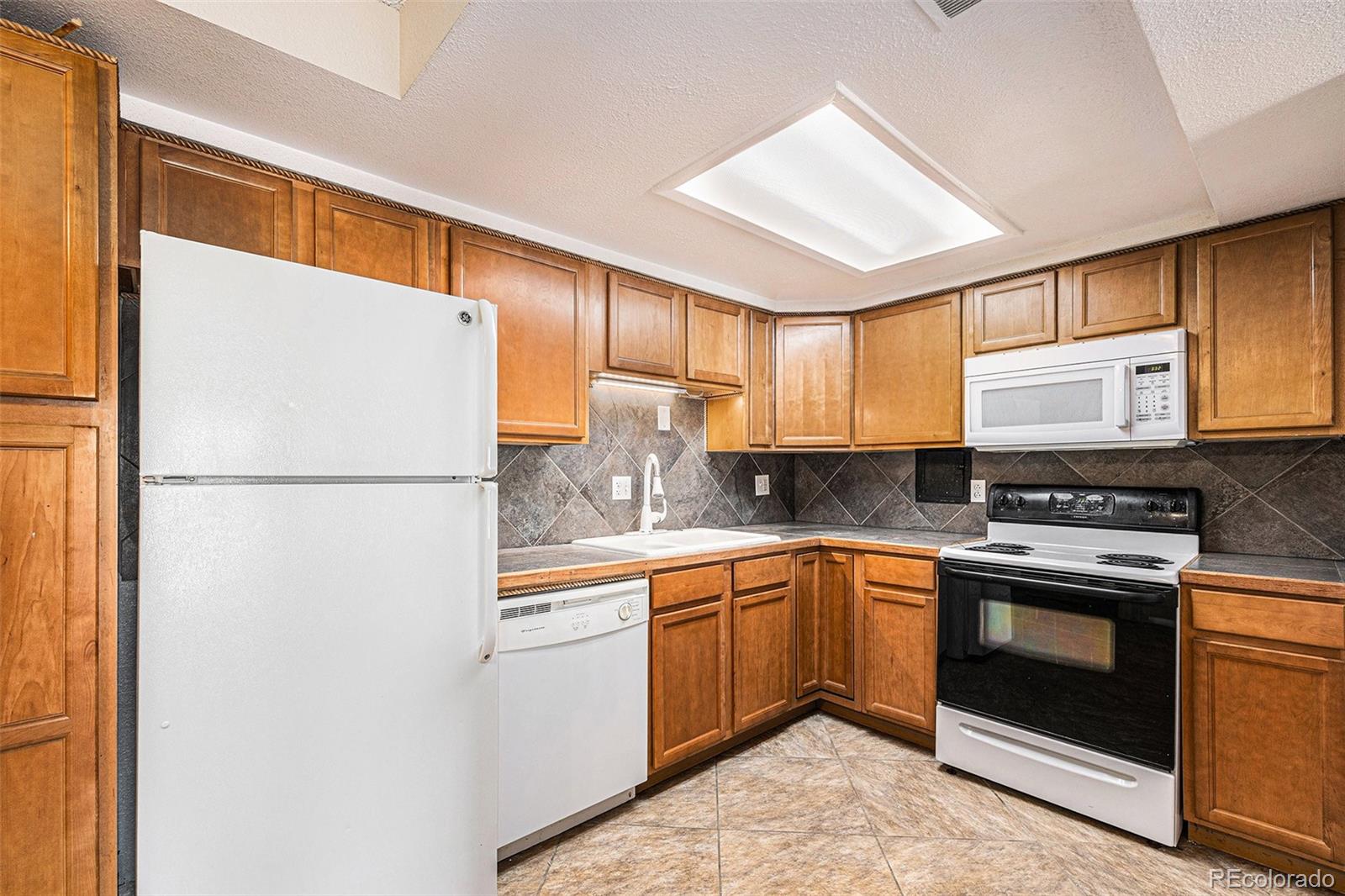 MLS Image #5 for 12142  huron street,denver, Colorado