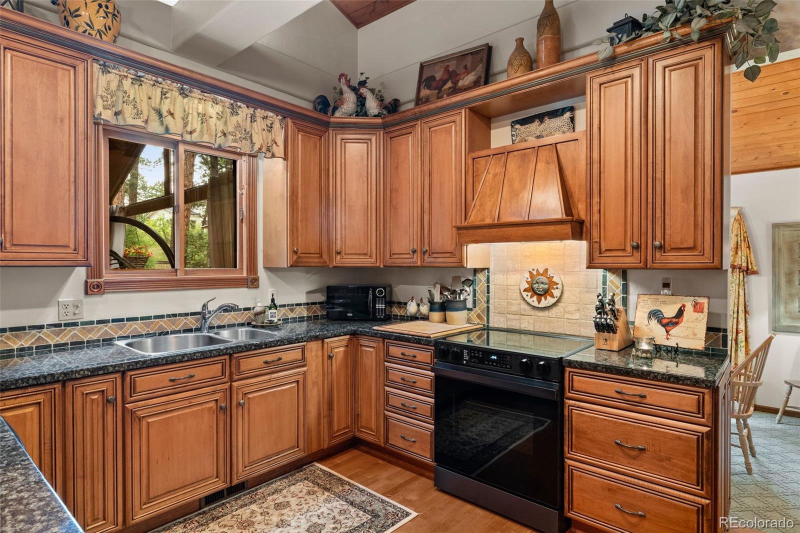 MLS Image #29 for 4407  delaware drive,larkspur, Colorado