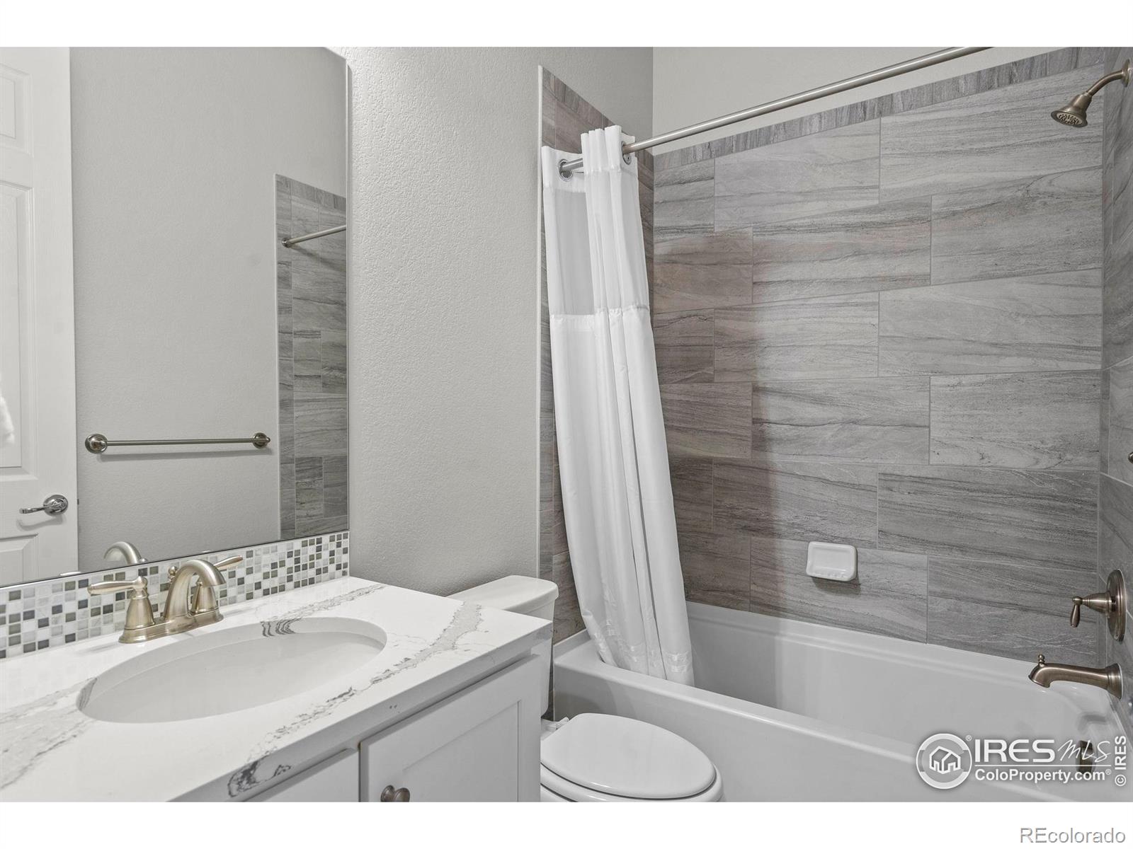 MLS Image #20 for 15998  humboldt peak drive,broomfield, Colorado