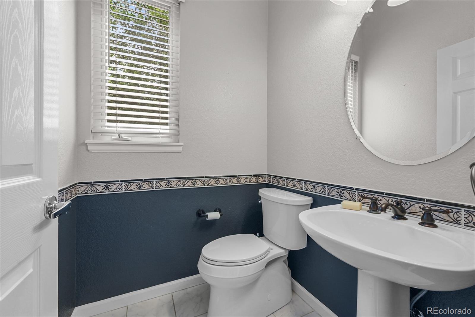 MLS Image #21 for 1564 s uinta way,denver, Colorado
