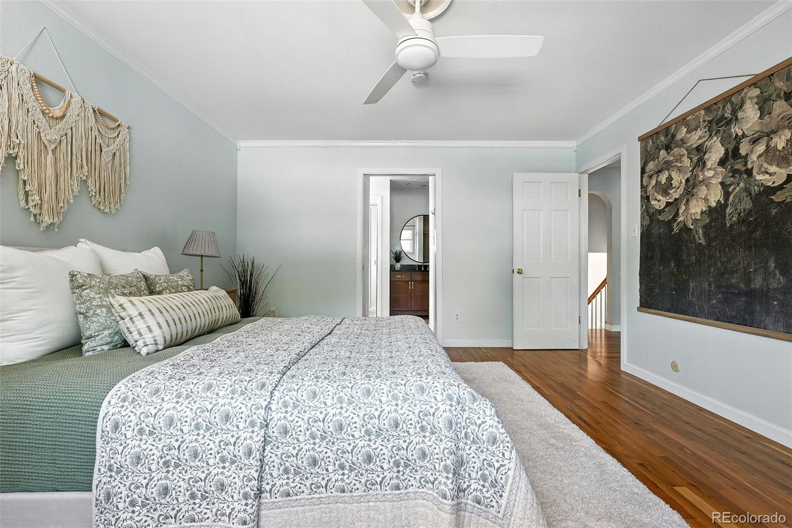 MLS Image #18 for 3608 s newport way,denver, Colorado
