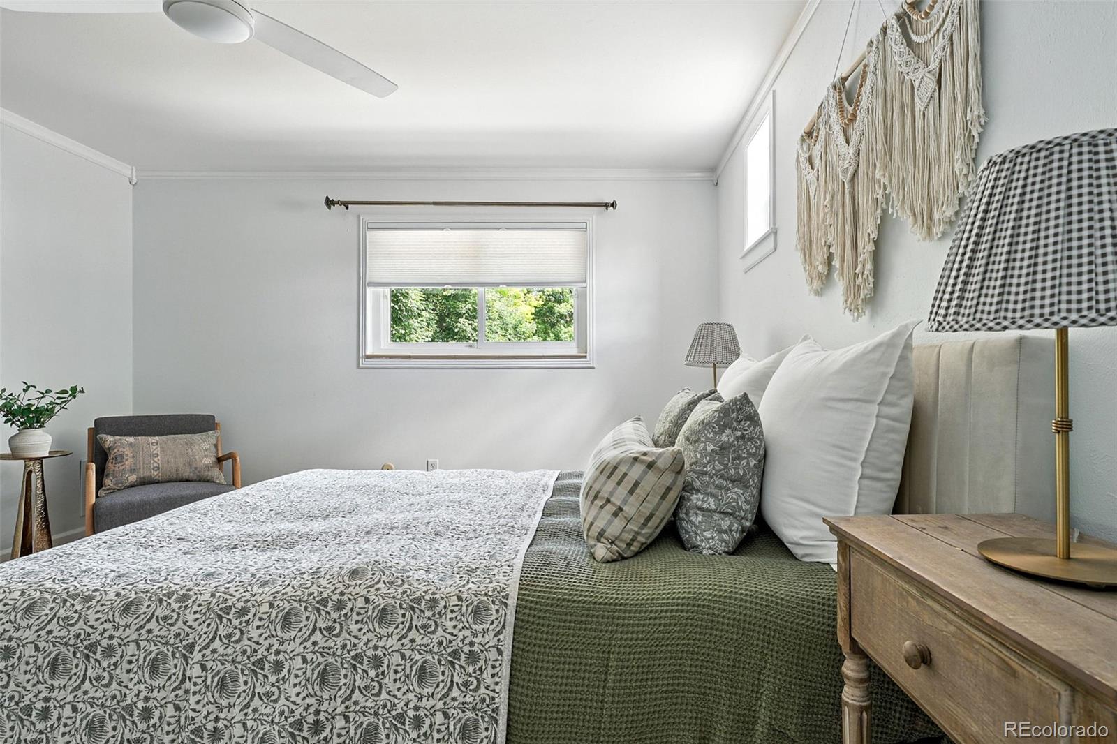 MLS Image #19 for 3608 s newport way,denver, Colorado