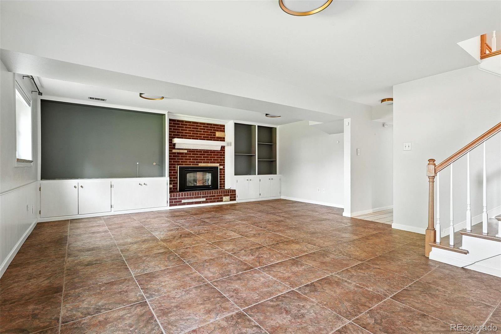 MLS Image #28 for 3608 s newport way,denver, Colorado