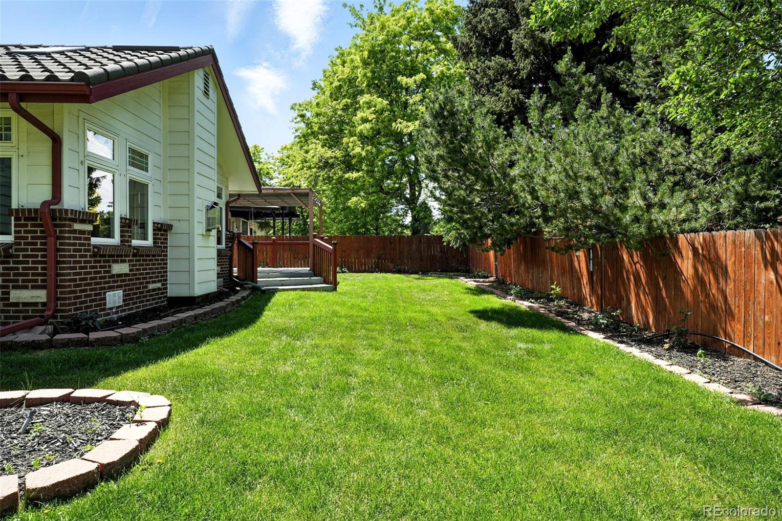 MLS Image #36 for 3608 s newport way,denver, Colorado