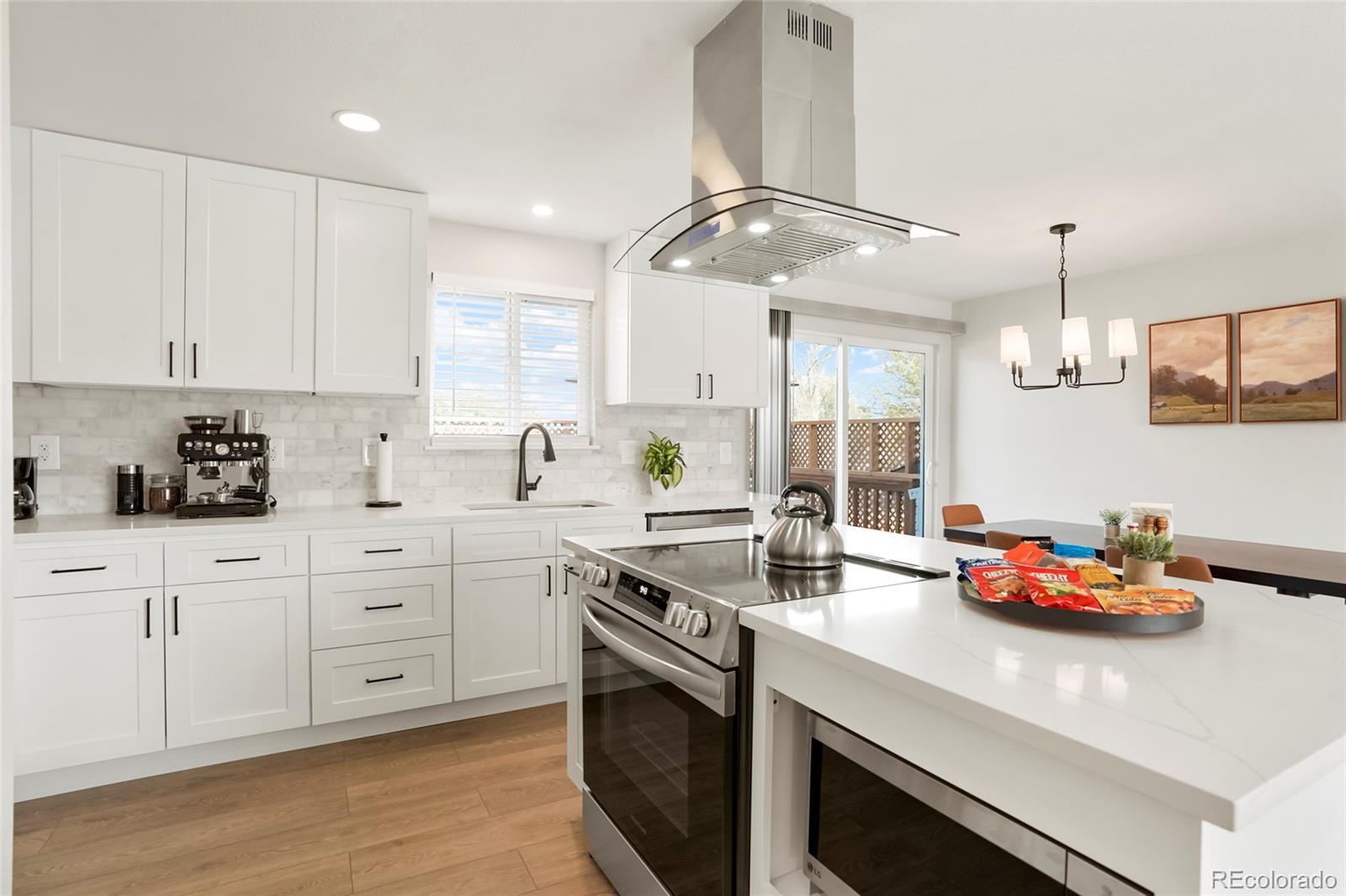 MLS Image #4 for 6163 w 76th avenue,arvada, Colorado