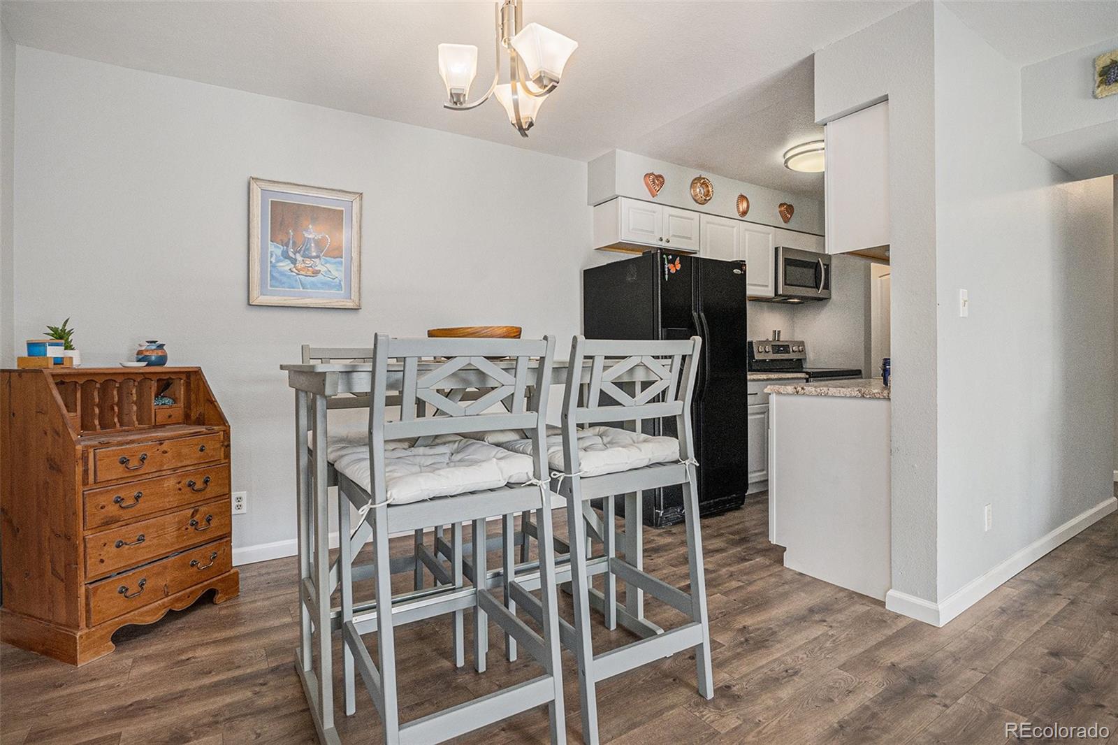 MLS Image #5 for 140 e highline circle,centennial, Colorado